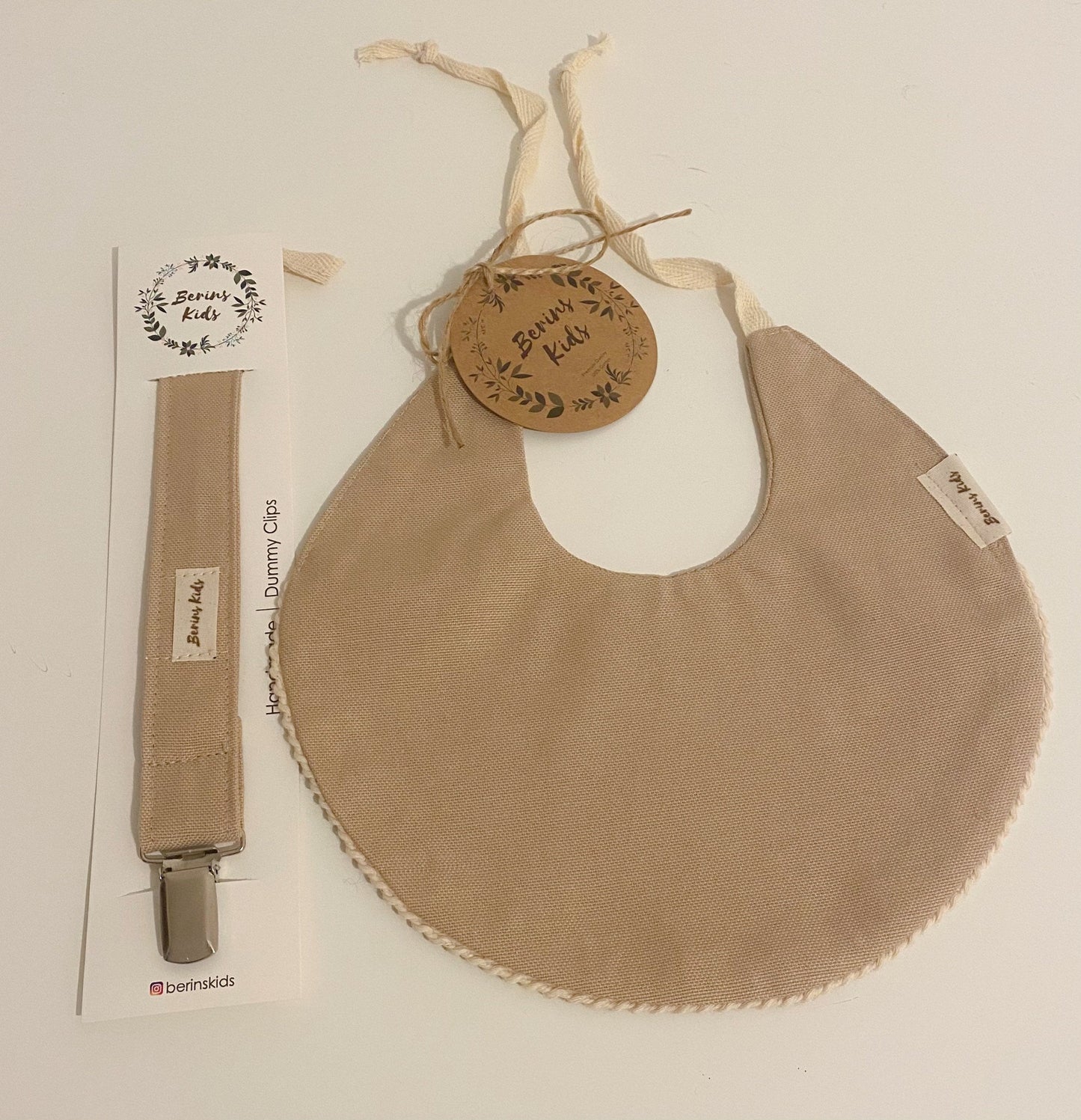 Baby Boy Girls Bib and Dummy Clip Set 2