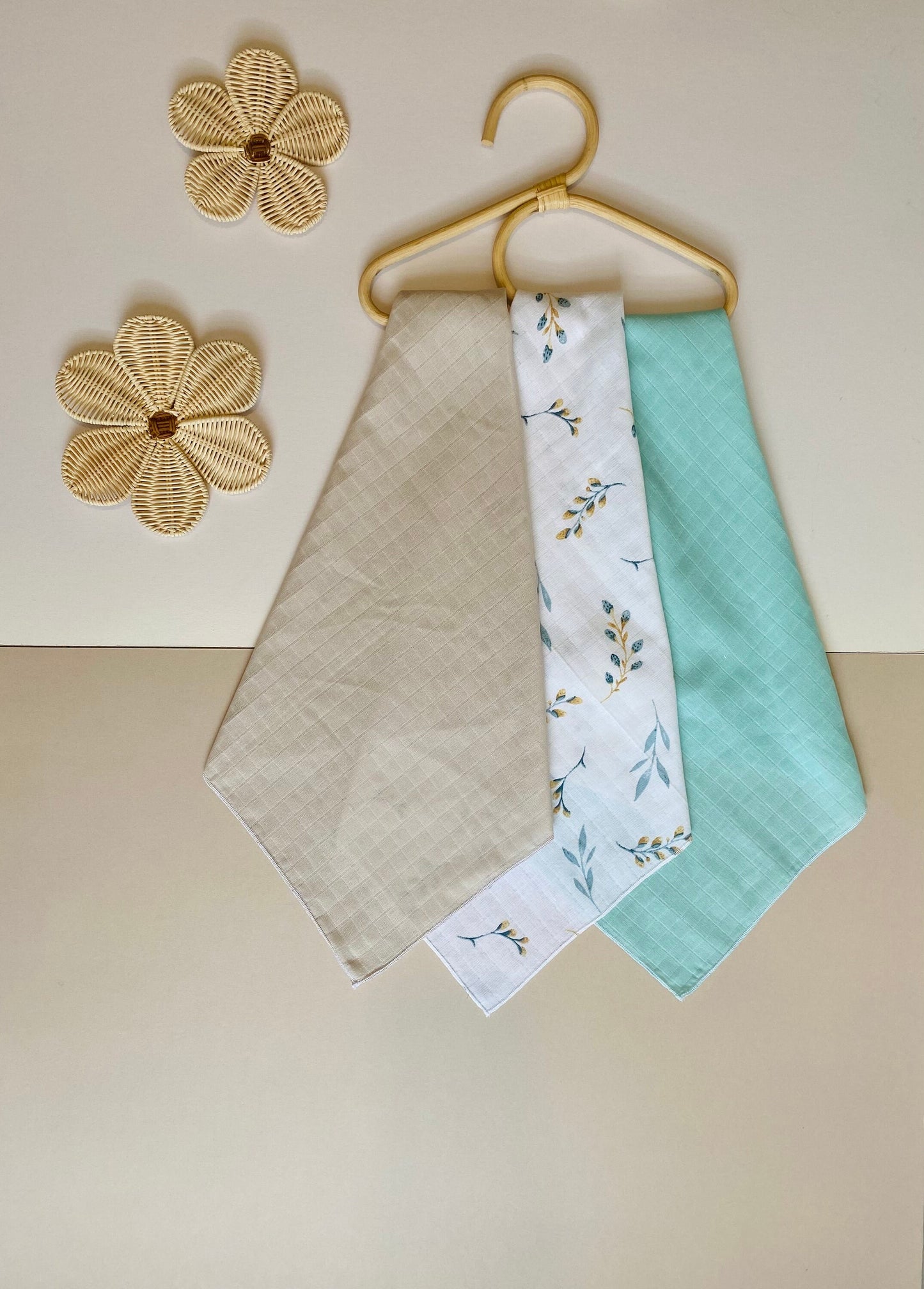 Turquoise-Leaf Muslin Squares 3 Packs, 50x50cm Baby Face Towel/Flannels for Bath| Baby Gift Set