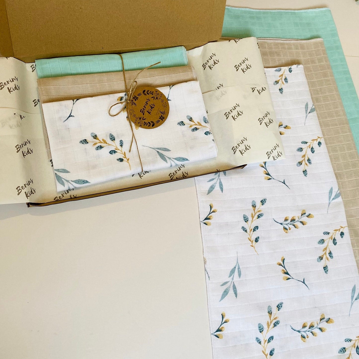 Turquoise-Leaf Muslin Squares 3 Packs, 50x50cm Baby Face Towel/Flannels for Bath| Baby Gift Set