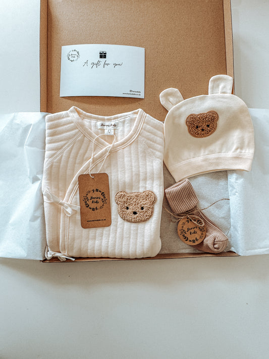 Newborn Bear Gift Set of 3| Personalised CREAM Cotton Romper, Cream Bear Hat, Beige Socks