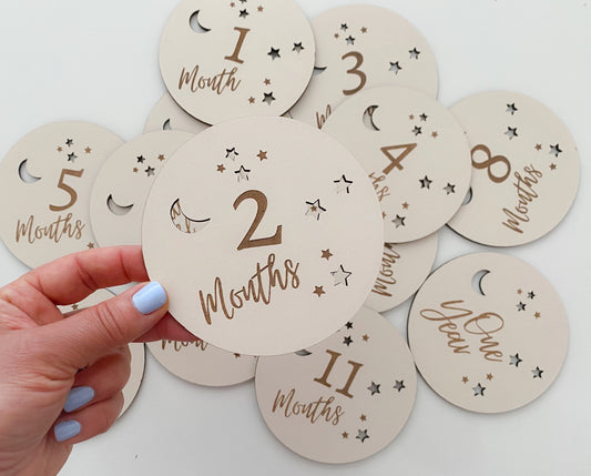 Baby Milestone Plaque Set | 13 Wooden Baby Milestone Cards Moon and Stars