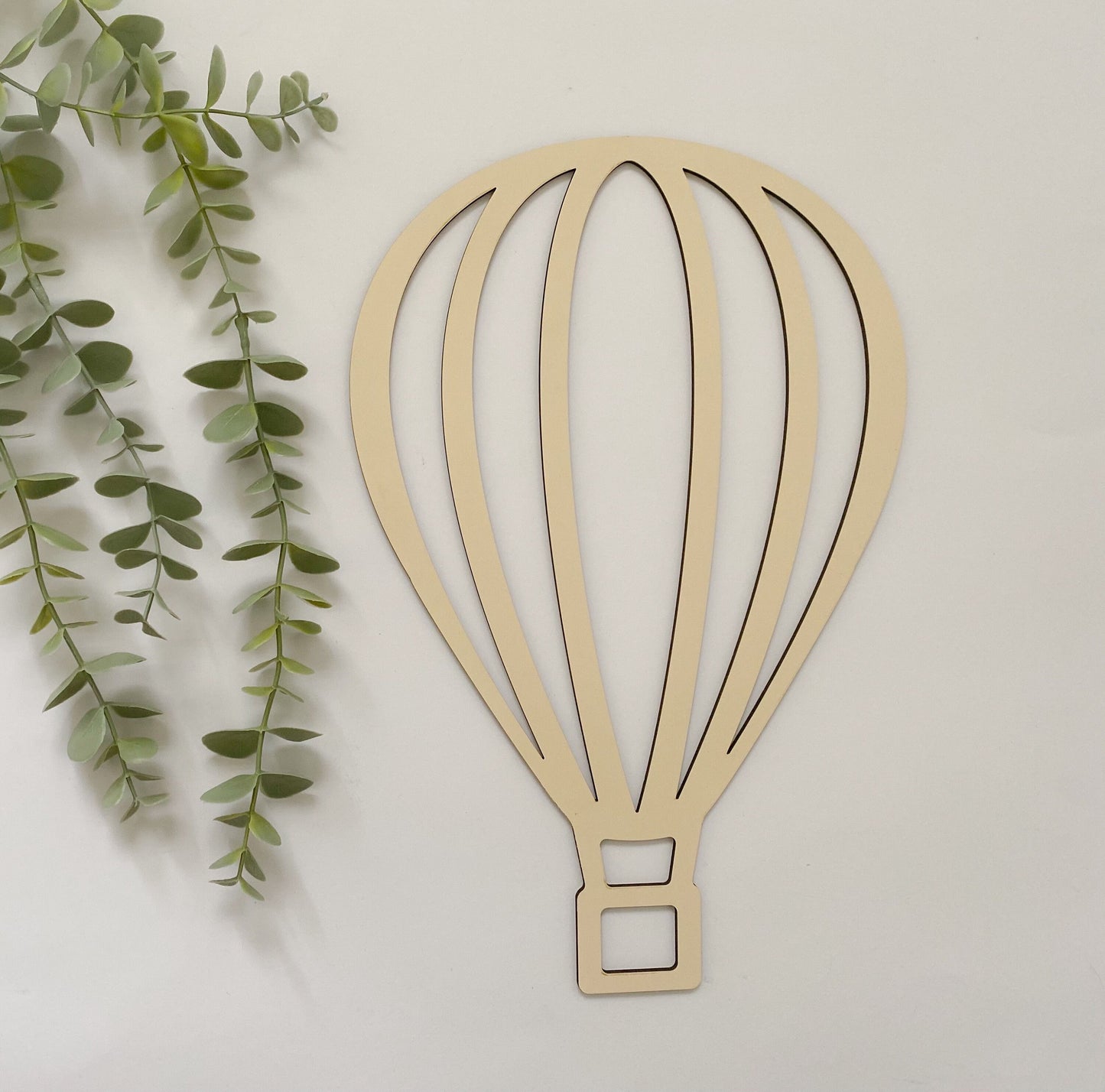 Wooden Hot Air Balloon Nursery Wall/Shelf Decor 21x32cm
