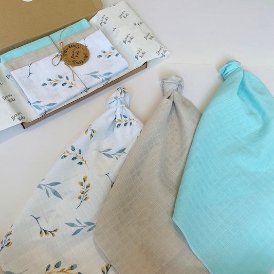 Turquoise-Leaf Muslin Squares 3 Packs, 50x50cm Baby Face Towel/Flannels for Bath|  Baby Gift Set